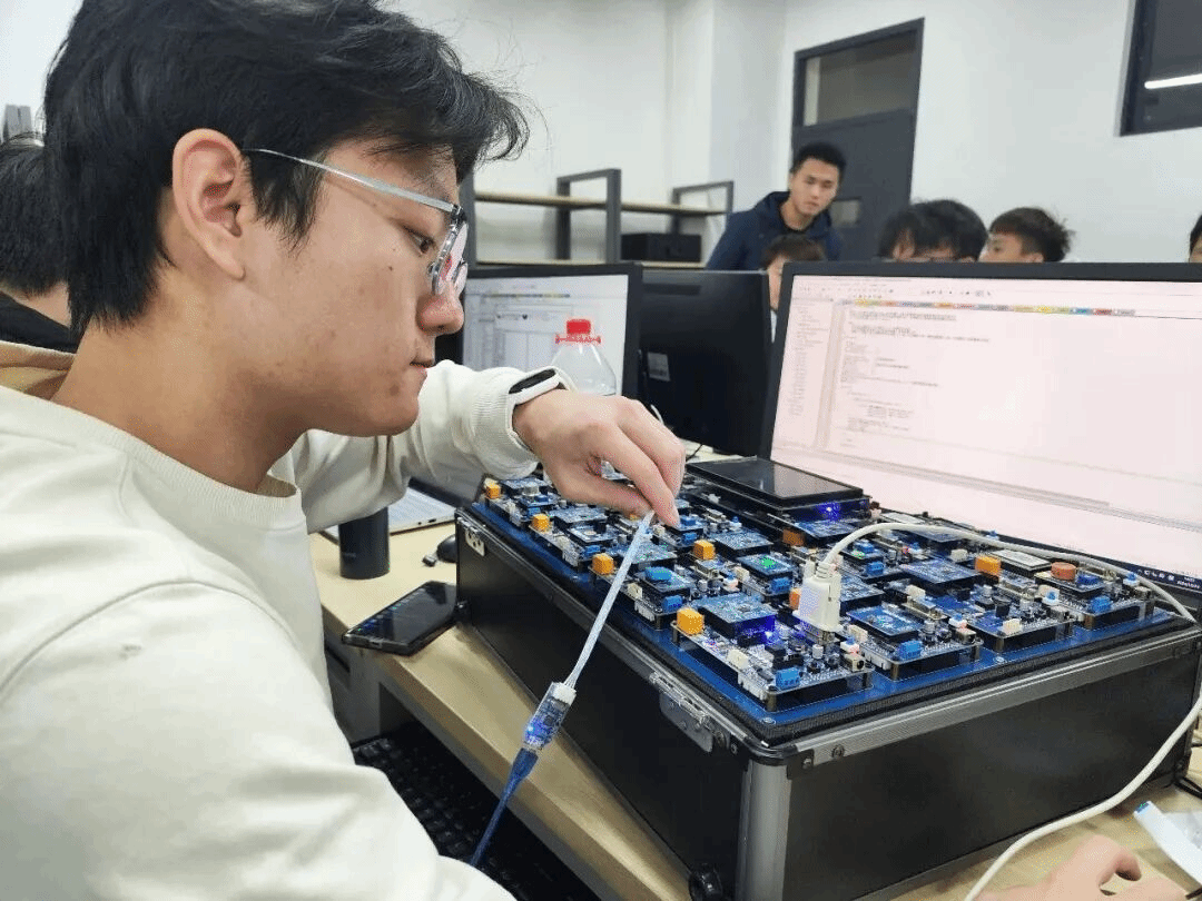 virtual_attach_file.vsb?afc=gL8-LiMNrfLRGsUMmTVUzviUmvZoR9osoln2UzTRMmviolL0gihFp2hmCIa0MYysokysUSy4LzNZn7WkMmA7L7rfMNCsnlr2M4Q7L8QVLRVFnNUZLmAknlMFMlUYU8CJv2bjo4OeosTbqDXZ_ShXptQ0g47aMz-0Lz9ZMzUJqdunx&oid=2132157943&tid=1052&nid=18854&e= btiÌåÓý¡¤(Öйú)¹Ù·½ÍøÕ¾ - APPÏÂÔØ